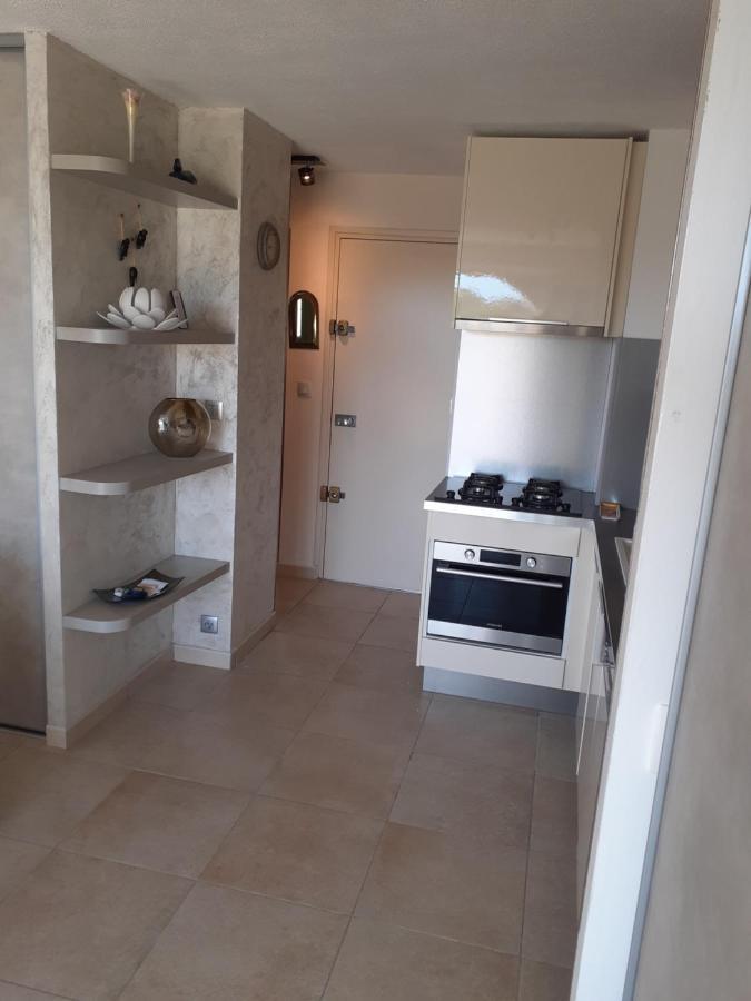 App 4 pers, accès direct plage, parking, Terrasse Agde Esterno foto