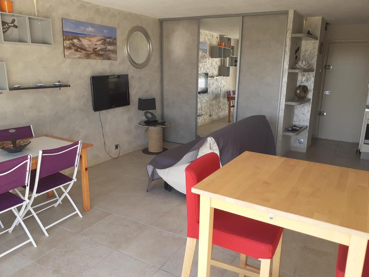 App 4 pers, accès direct plage, parking, Terrasse Agde Esterno foto