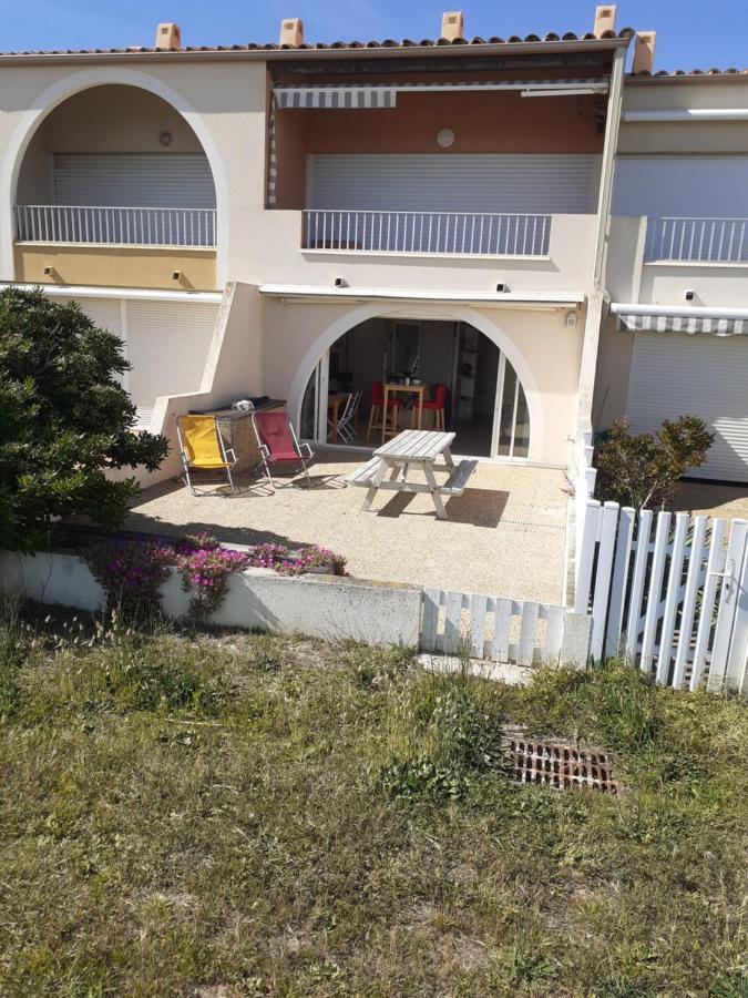 App 4 pers, accès direct plage, parking, Terrasse Agde Esterno foto